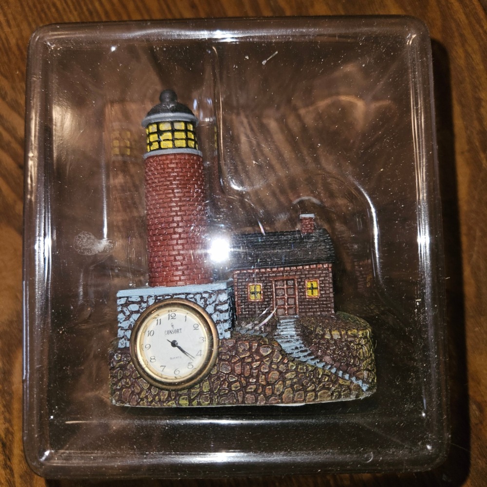 Consort Lighthouse Desk Clock Mini Cottage Red Brown Japan Movement New